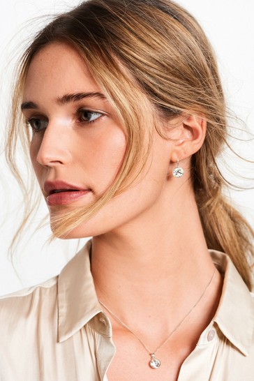 3 Pairs of Earrings to Make you More Shining.